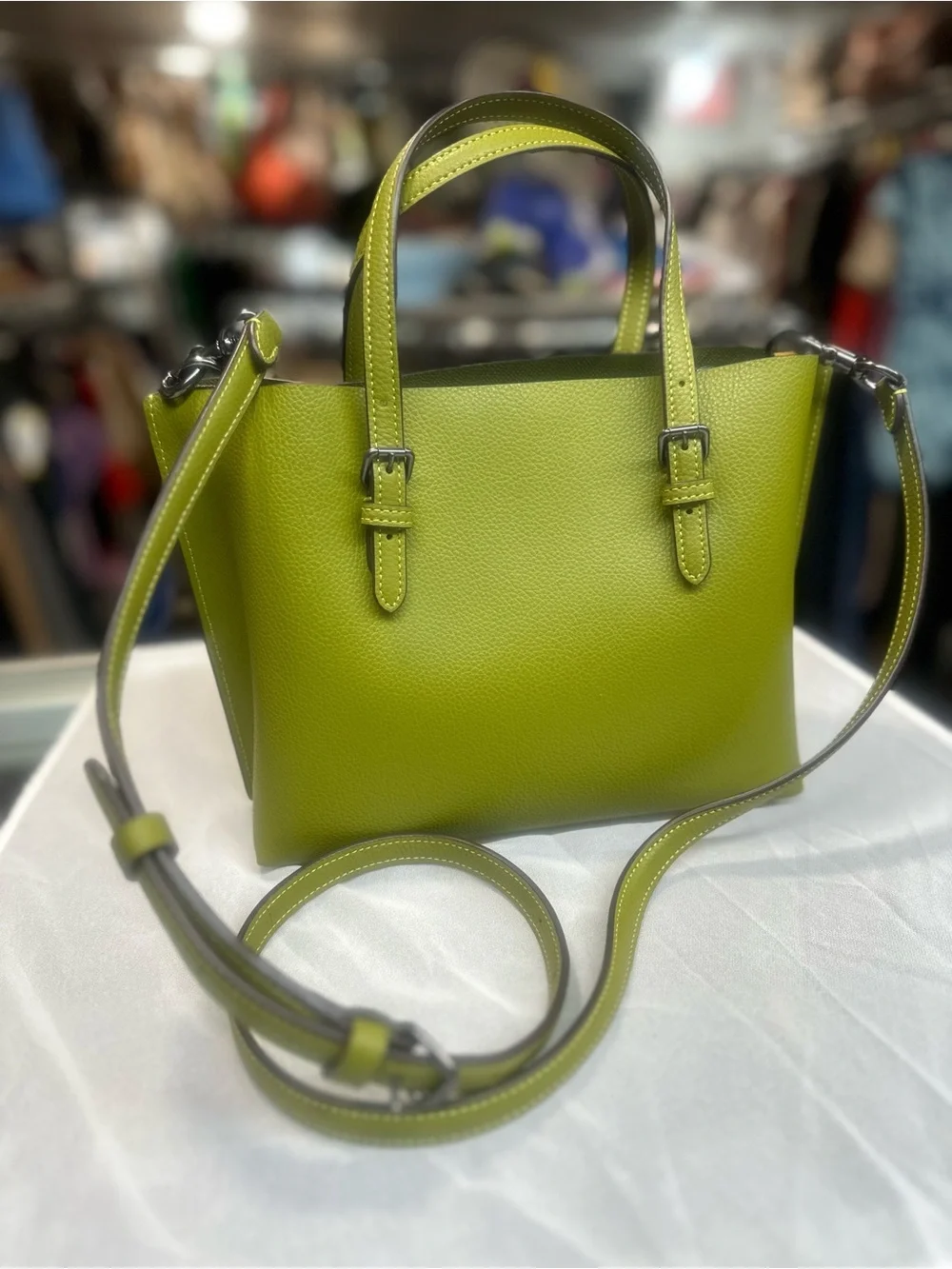 Coach Mollie Tote Bag 25. New no tag